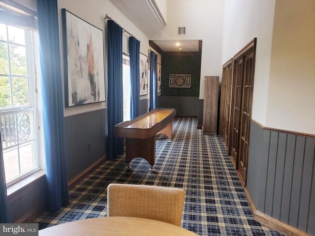 Building Photo - 12956 Centre Park Cir