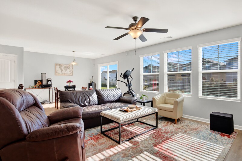 Building Photo - 35 Stetson Dr