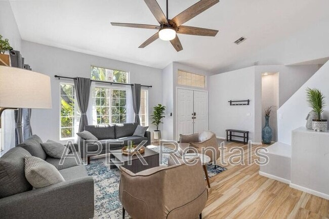 Building Photo - 79150 Ocotillo Dr