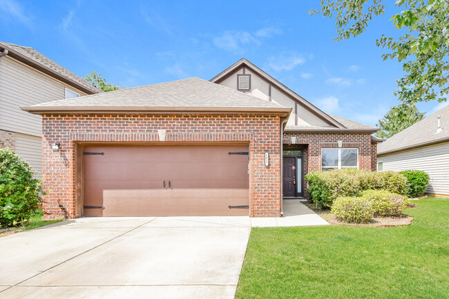 Primary Photo - Brick Home in Mccalla, AL