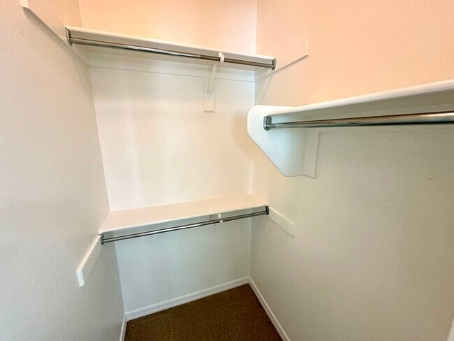 Building Photo - Fantastic Goodyear Home in Sedella