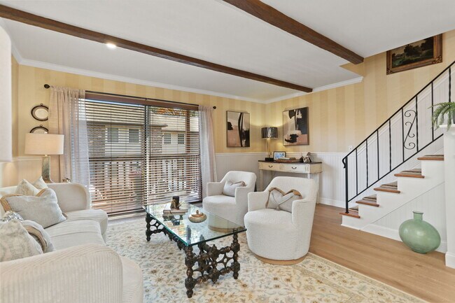 Building Photo - 376 Knapps Hwy