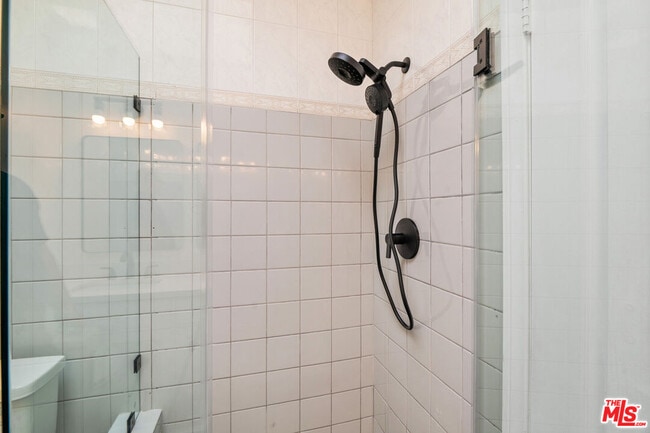 Building Photo - 1255 Federal Ave