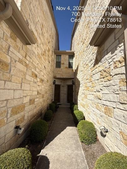 Building Photo - 700 Mandarin Flyway