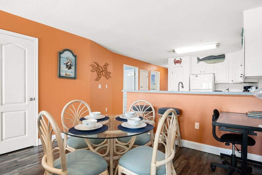 Building Photo - 5495 TX-361