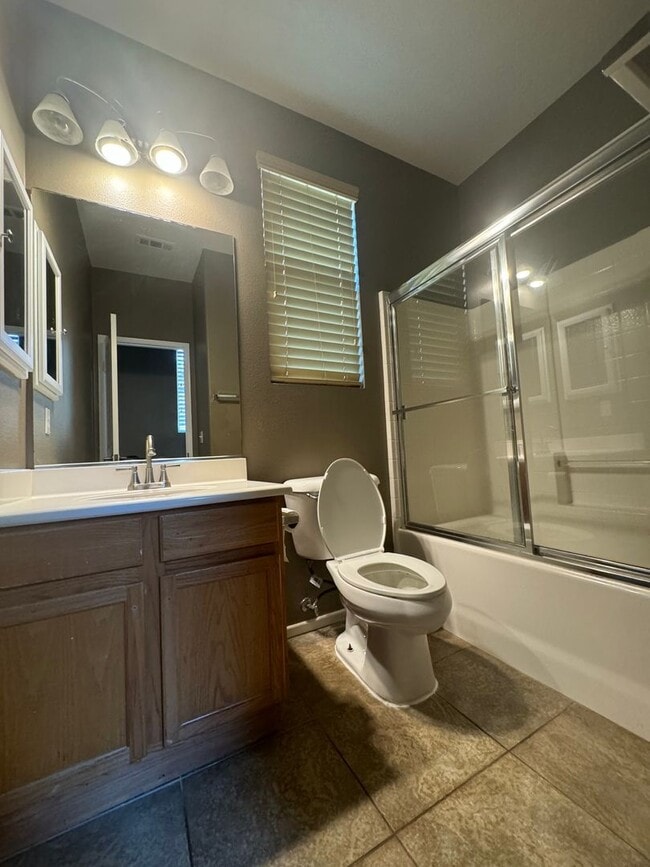 Building Photo - Beautiful Home in the Heart of Perris