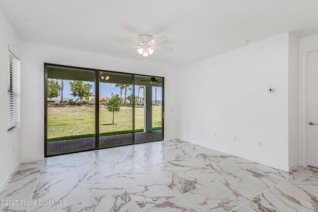 Building Photo - 2490 Treasure Cay Ln