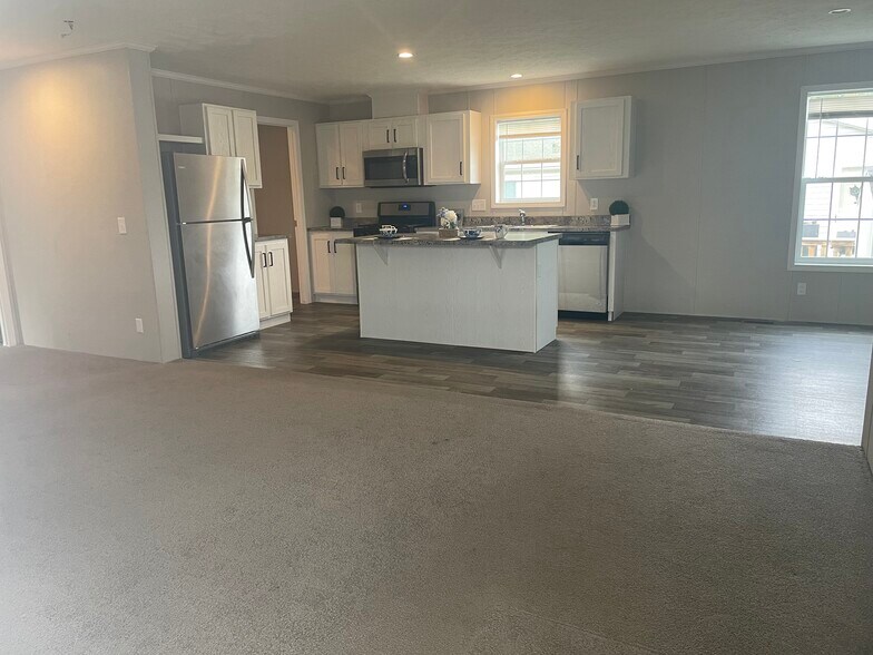 Building Photo - 867 Orchid Trail