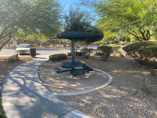 Building Photo - Remarkable totally renovated 2bed 2bath townhome is SW Las Vegas