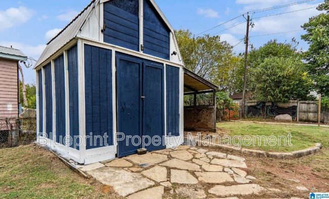 Building Photo - 1726 1st Pl S