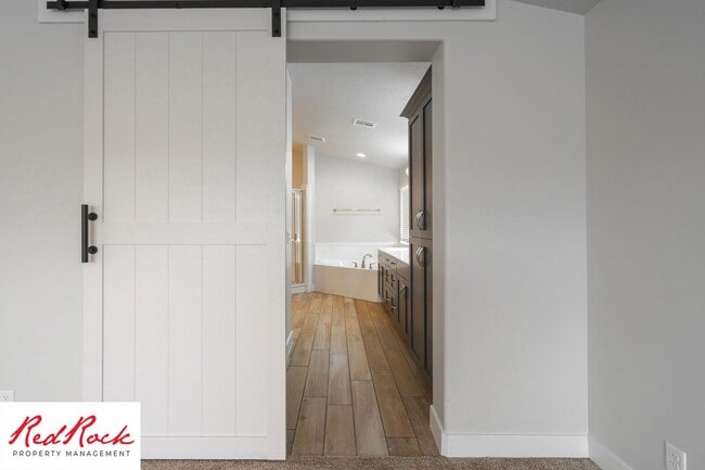 Building Photo - Beautiful 4 Bedroom Home