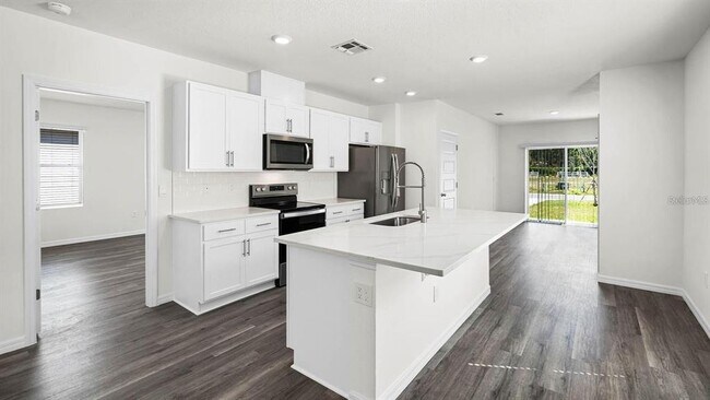 Building Photo - 1628 Hummingbird Rd