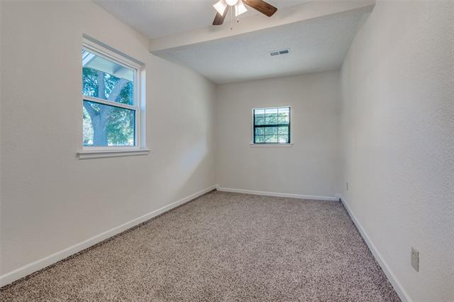 Building Photo - 1935 Utica Dr