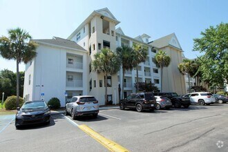 Building Photo - Florida Club at Bluewater Bay