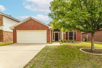 Building Photo - 8832 Stirrup Way