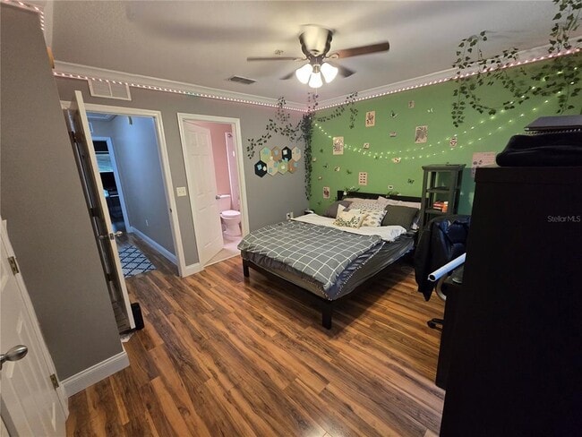 Building Photo - 2636 SW 35th Pl