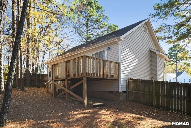 Building Photo - 405 Foxbridge Ct