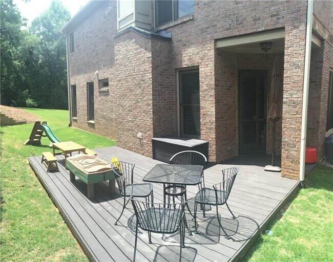 Building Photo - 203 Mount Vernon Cove