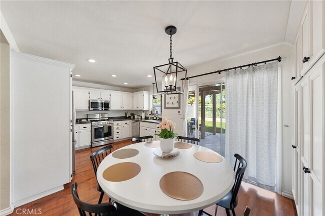 Building Photo - 43540 Corte Benisa