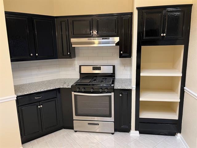 Building Photo - 3013 Foxhollow Dr