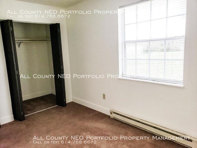 Building Photo - 935 S Court St