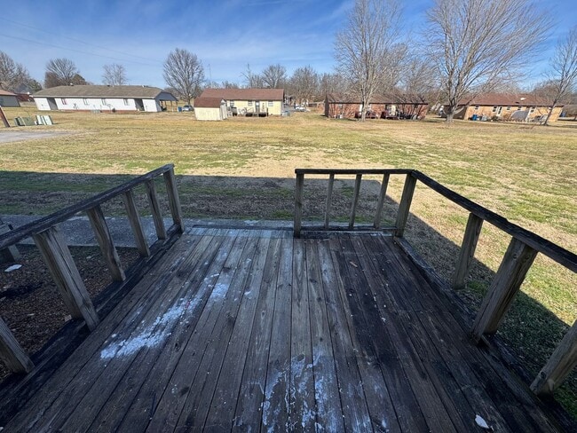 Building Photo - Townhouse in Murray