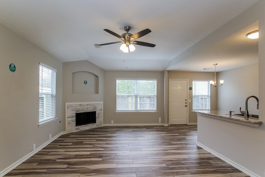 Building Photo - 18207 Trinity Knoll Way