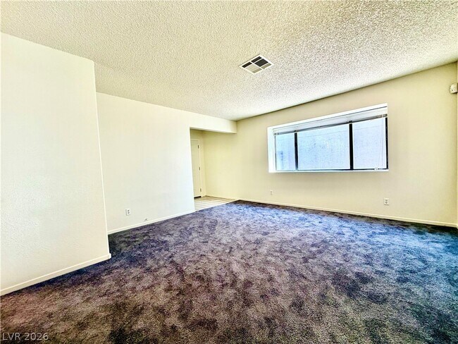 Building Photo - 2063 Waverly Cir