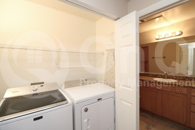 Building Photo - 7009 E Acoma Dr