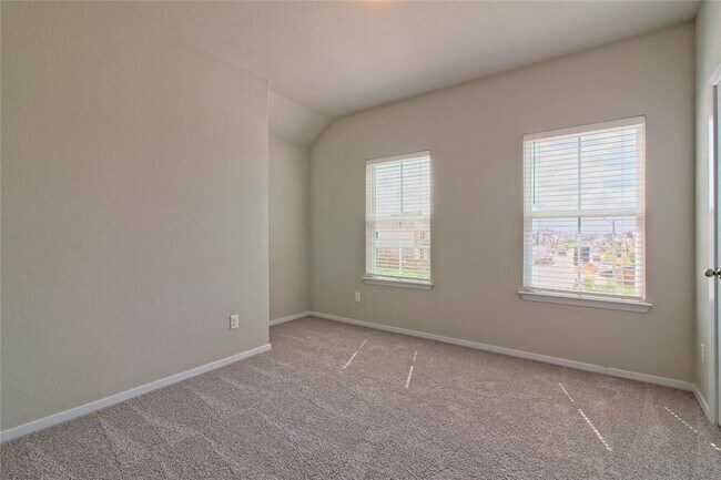 Building Photo - 6613 Wolf Pack Dr