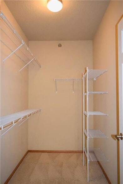 Building Photo - 1815 SW White Birch Cir #5