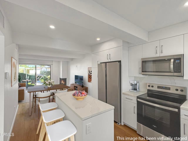 Building Photo - 61 Redwood Ave