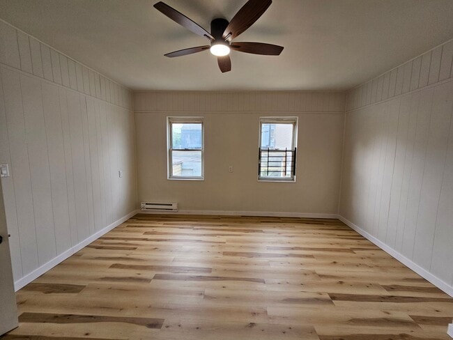 Building Photo - Fully Updated 4 bedroom 1 bathroom