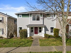 Building Photo - Spacious 4-Bed Home in DuPont | Huge Loft & 5 Mins to JBLM!