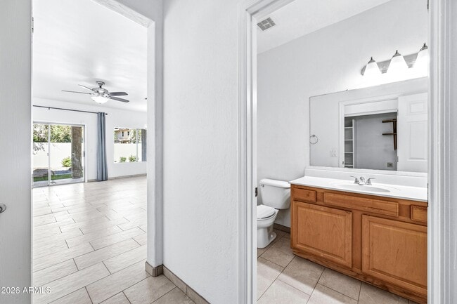 Building Photo - 9054 W Custer Ln