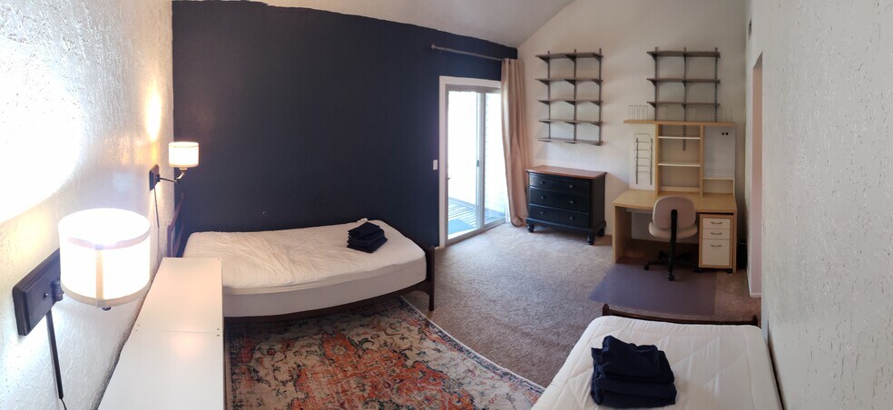 Building Photo - 529 E 200 N