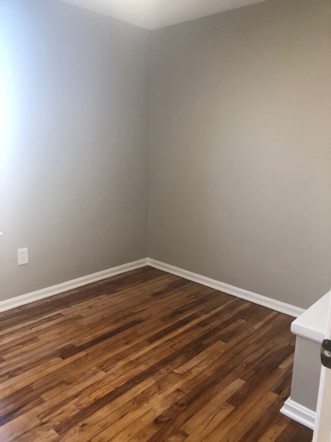Building Photo - Check out this fully remodeled brick colon...