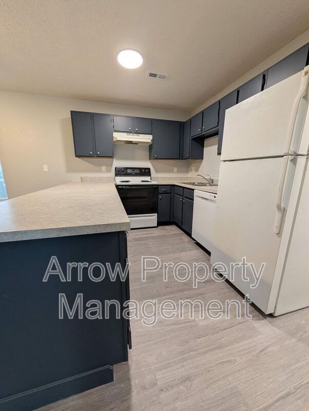 Building Photo - 1216 S 2nd St