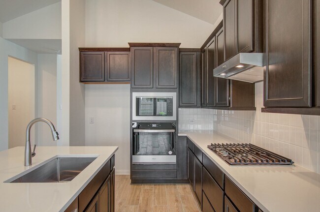 Building Photo - 24811 Harrow Mdw Dr