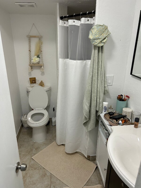 Building Photo - 230 SW 15th St