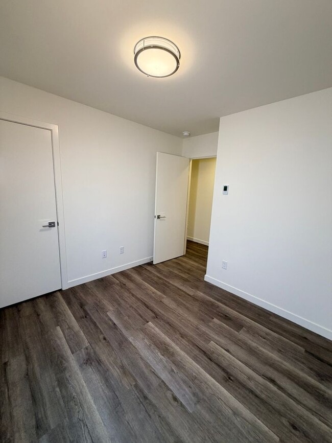 Building Photo - Brand New 3bd Townhome!