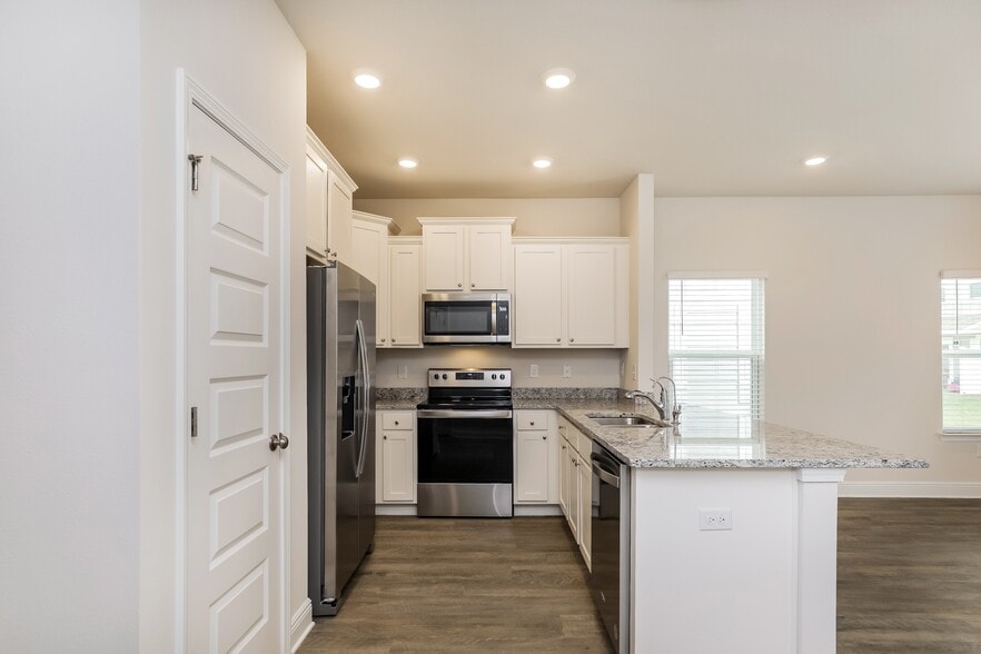 Building Photo - 1655 Caleigh Ct