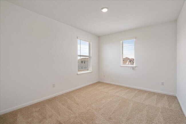 Building Photo - 6516 Rounded Pebble Ln