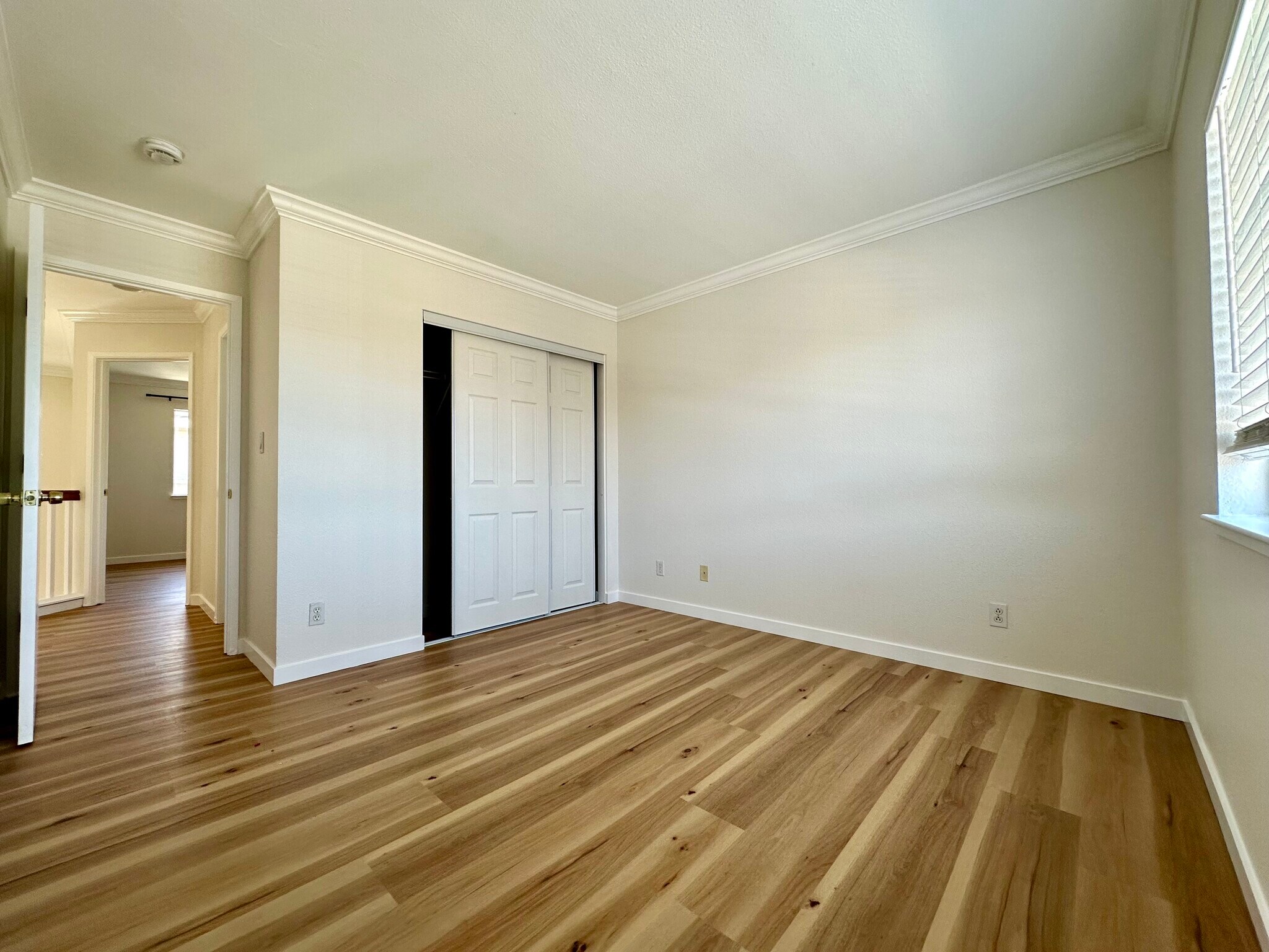 Building Photo - 923 Ferro Dr