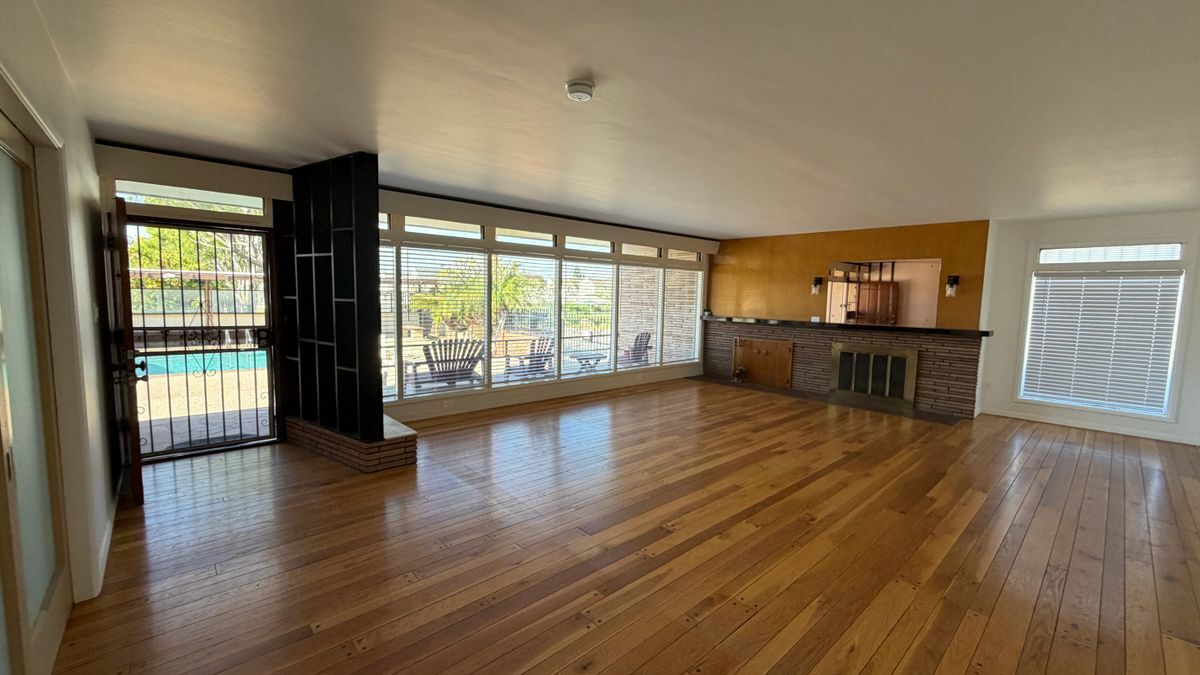 Building Photo - 3590 Buchanan St