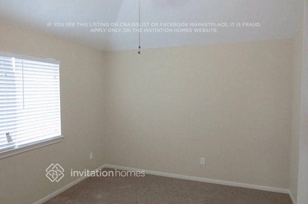 Building Photo - 3914 Liberty Square Trail