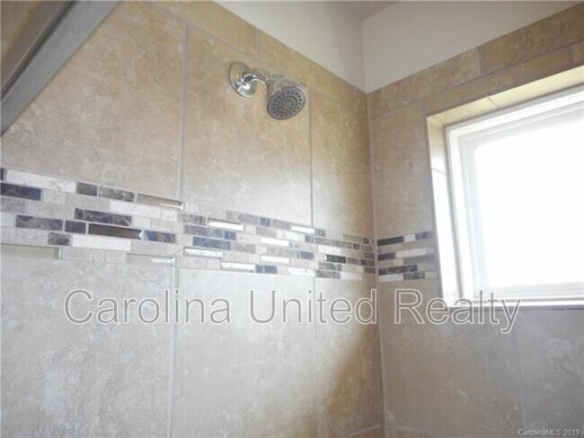 Building Photo - 6538 Portland Rose Ln