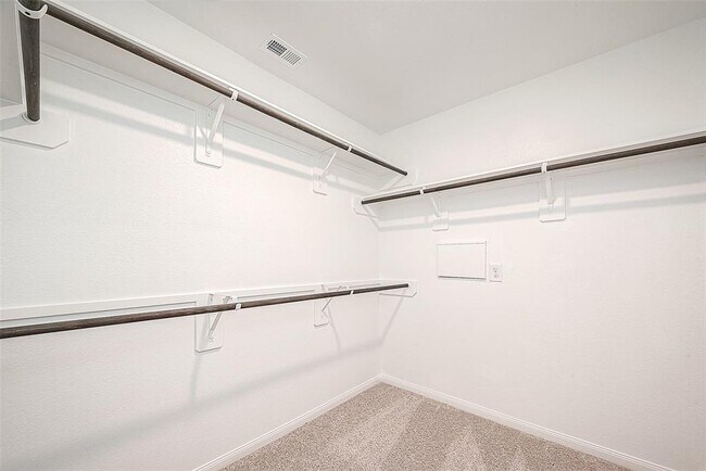Building Photo - 2373 Tavo Trails Dr