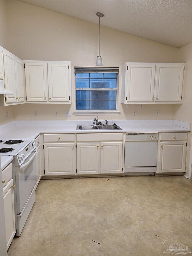 Building Photo - 358 Mirabelle Dr