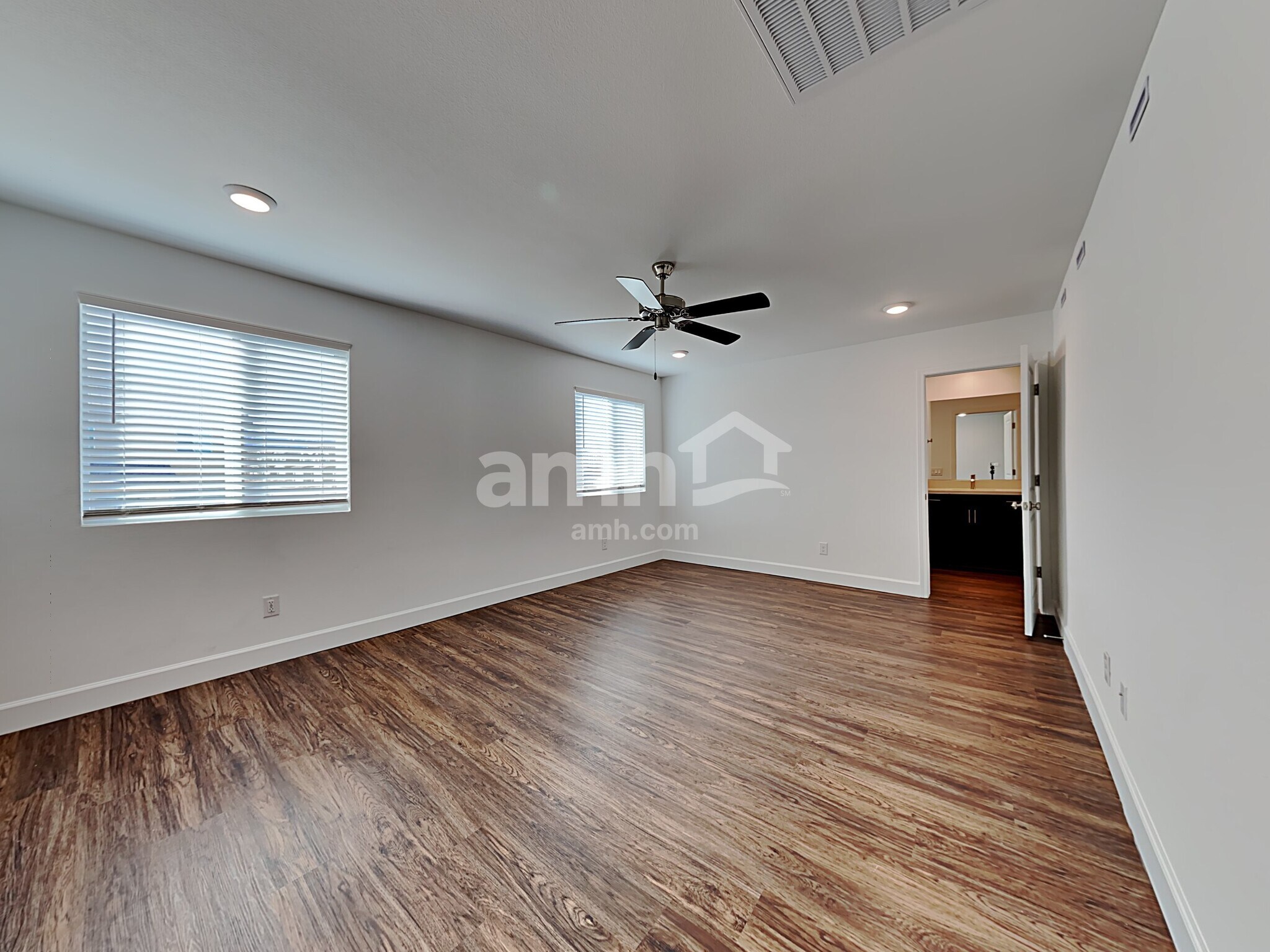 Building Photo - 9121 S Conquistador St